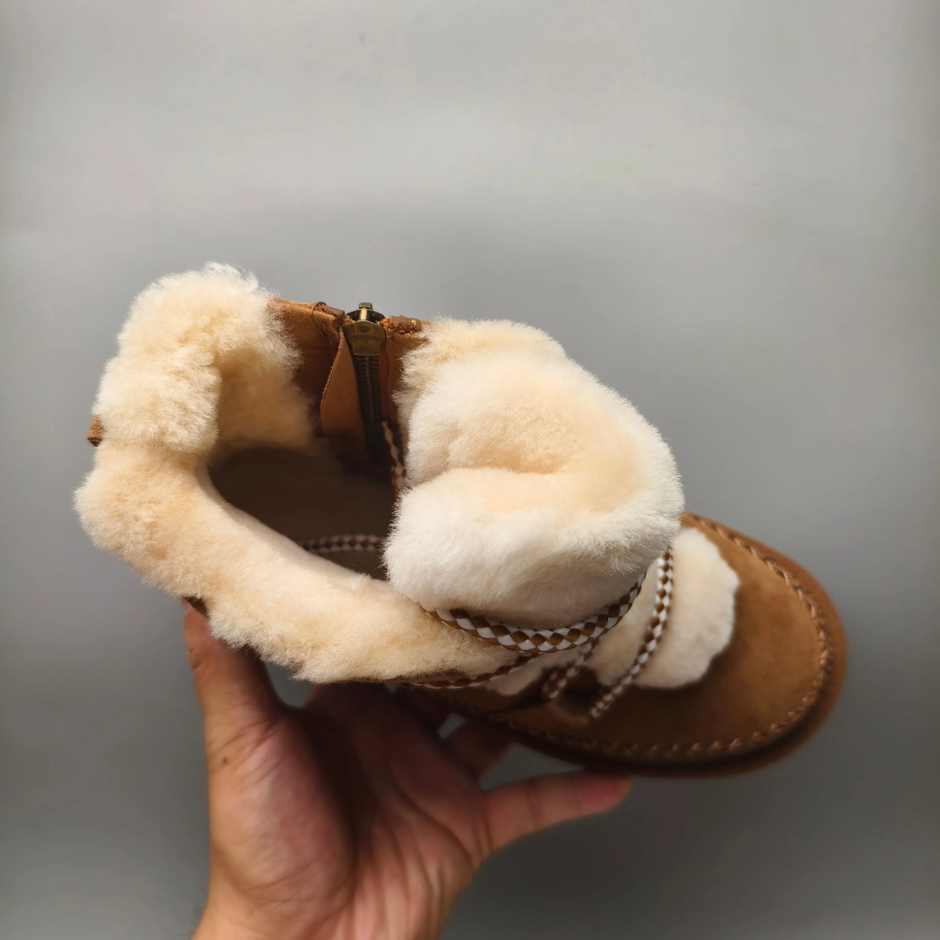 💰600 UGG sheepskin all-in-one snow boots 4574 lace-up side zipper casual shoes Color: Brown Maroon Matching size: 35-40